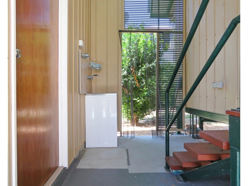 18 Thomas Street, Bowen QLD 4805