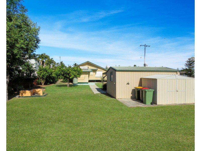 18 Thomas Street, Bowen QLD 4805