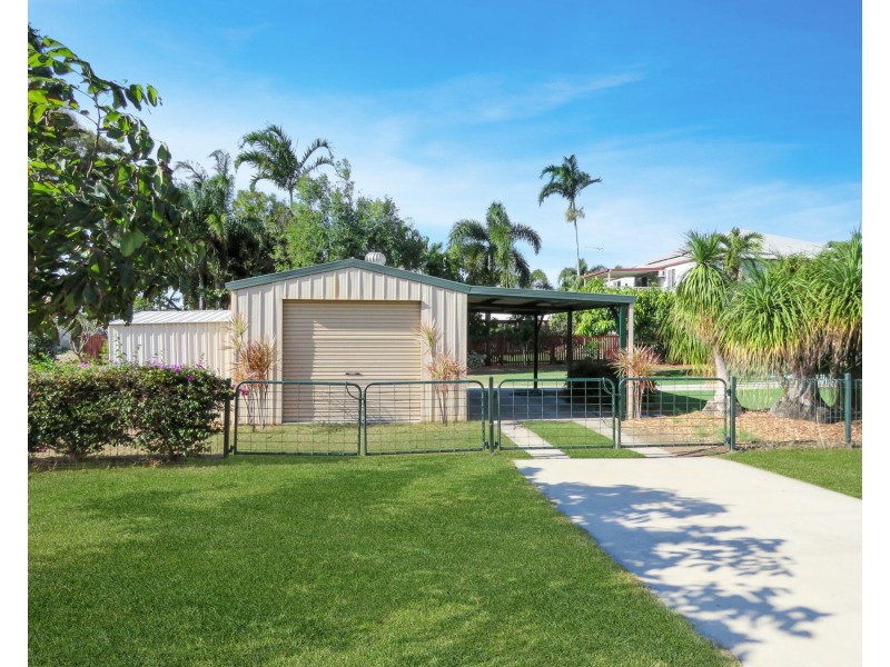 18 Thomas Street, Bowen QLD 4805