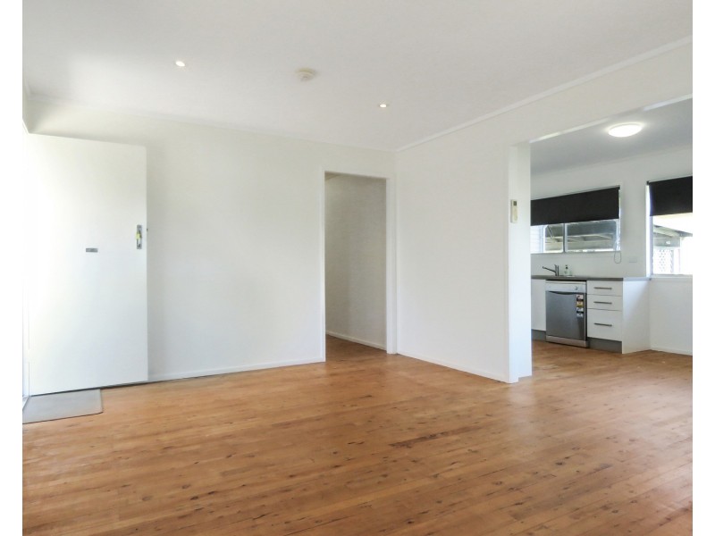 17 Rayner Street, Bowen QLD 4805