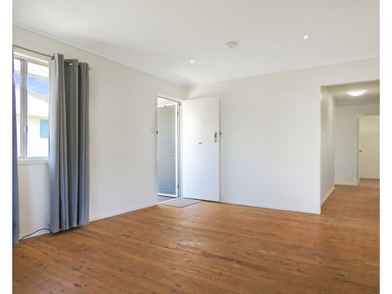 17 Rayner Street, Bowen QLD 4805