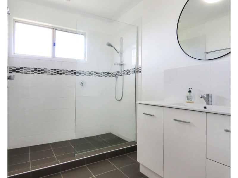 17 Rayner Street, Bowen QLD 4805