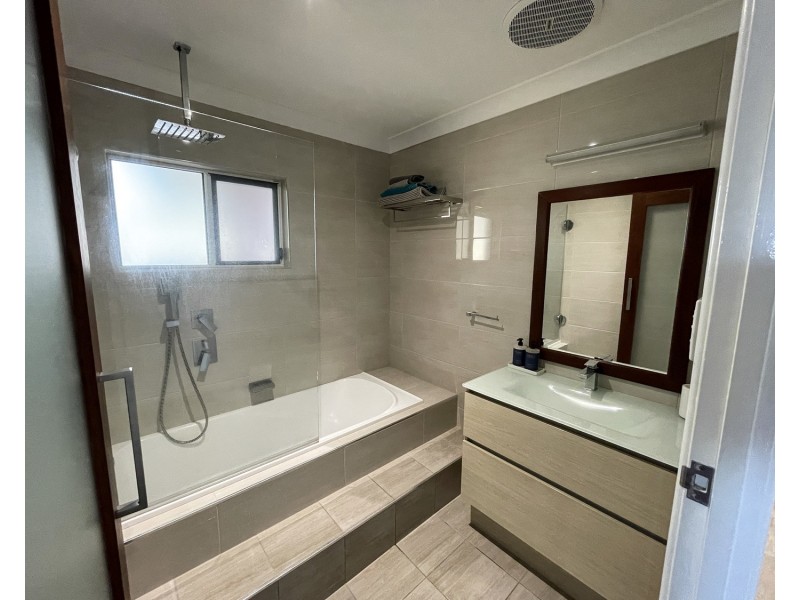 25 Rose Bay Road, Bowen QLD 4805