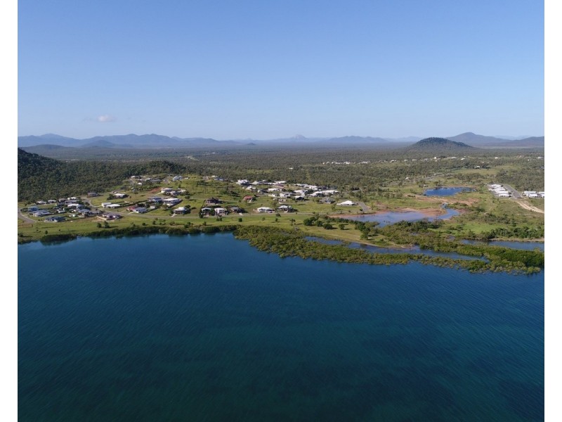 5 Grandview Terrace, Bowen QLD 4805
