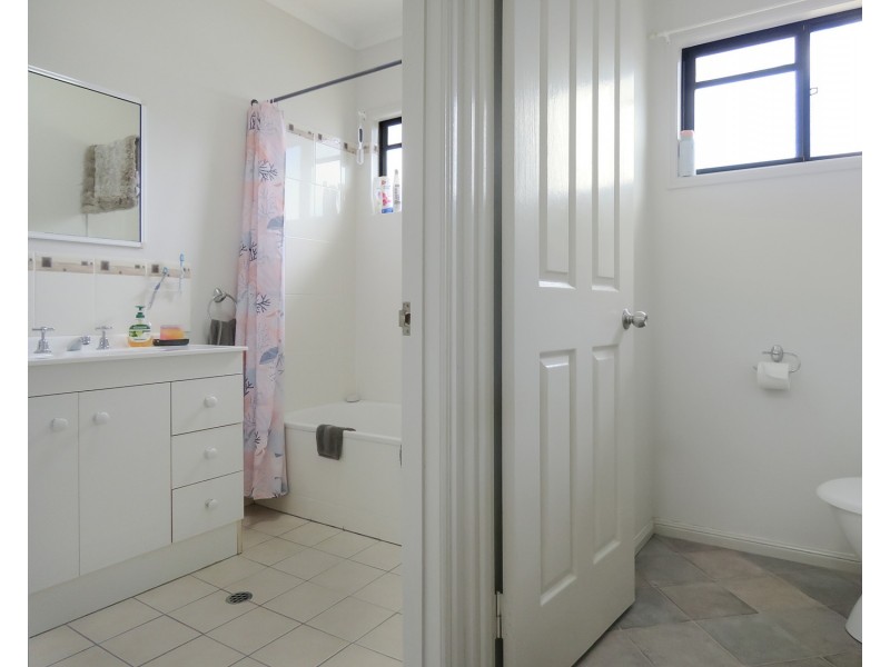 30 Emmerson Drive, Bowen QLD 4805