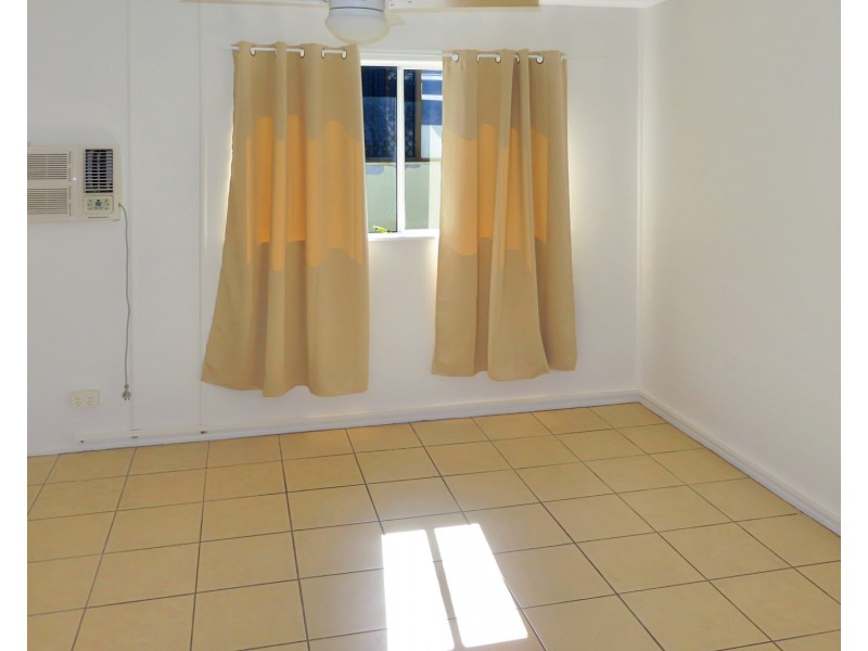 42 Creek Street, Bowen QLD 4805