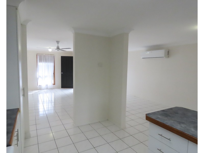 1/116 Soldiers Road, Bowen QLD 4805