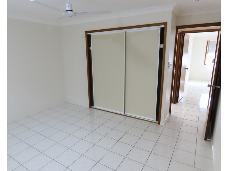 1/116 Soldiers Road, Bowen QLD 4805