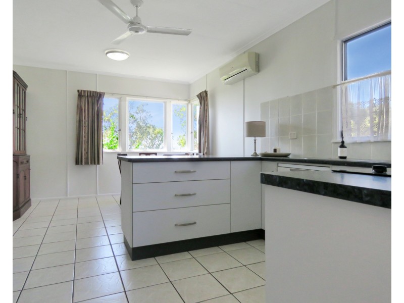 31 Golf Links Road, Bowen QLD 4805