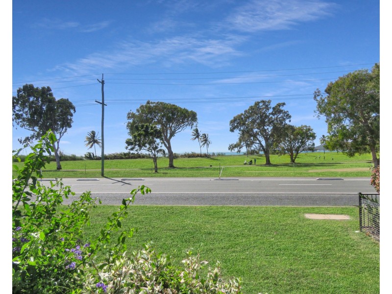 31 Golf Links Road, Bowen QLD 4805