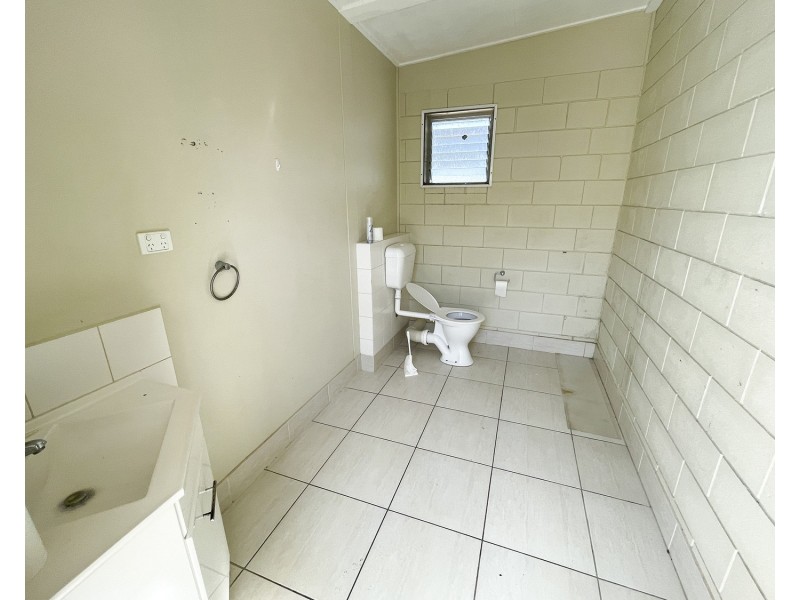 1/126 Soldiers Road, Bowen QLD 4805