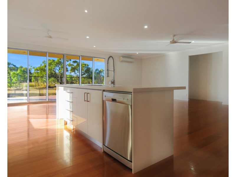 40 Scenic Crescent, Bowen QLD 4805