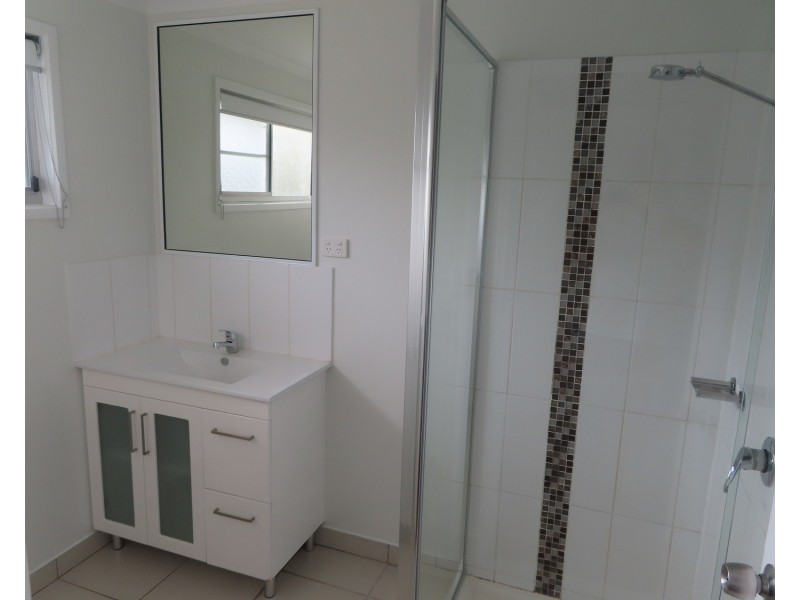 10 Salisbury Crescent, Bowen QLD 4805