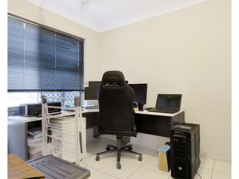 8 Johnston Street, Bowen QLD 4805