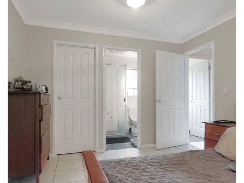 8 Johnston Street, Bowen QLD 4805