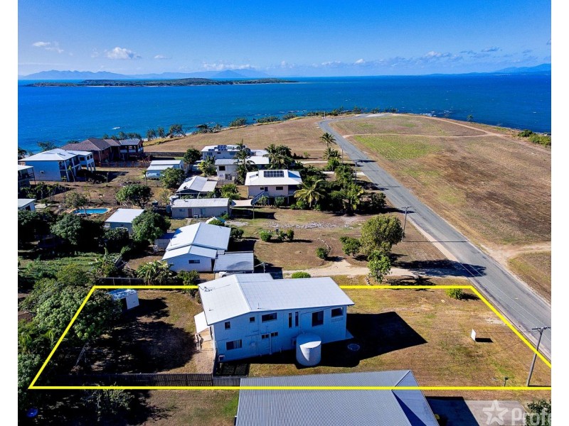 12 Wentworth Street, Bowen QLD 4805