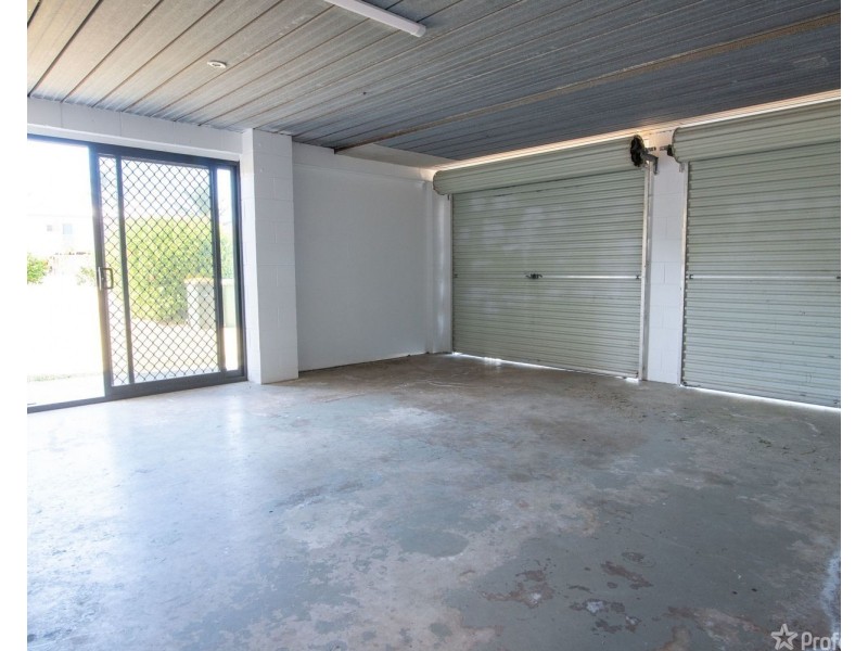 12 Wentworth Street, Bowen QLD 4805