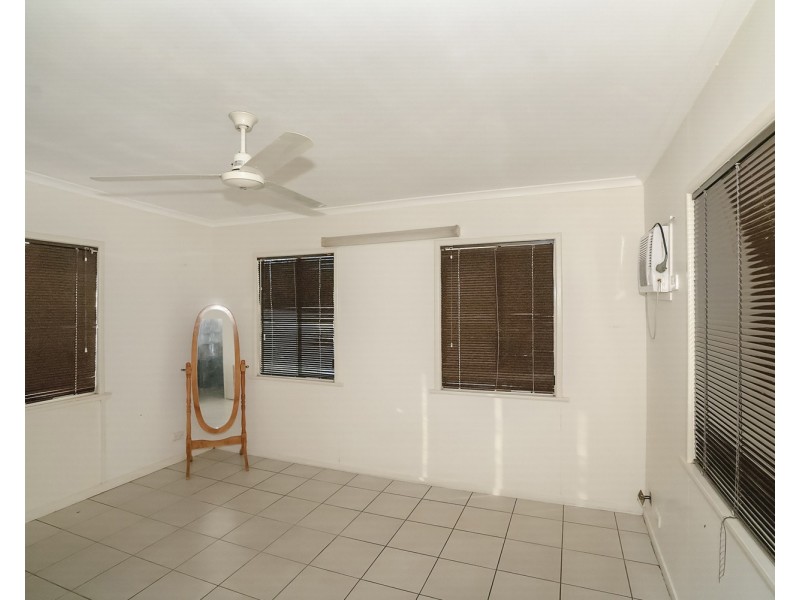 93 Powell Street, Bowen QLD 4805