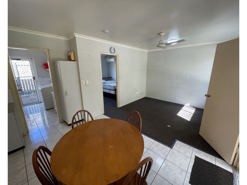 6/41-43 Crofton Street, Bowen QLD 4805