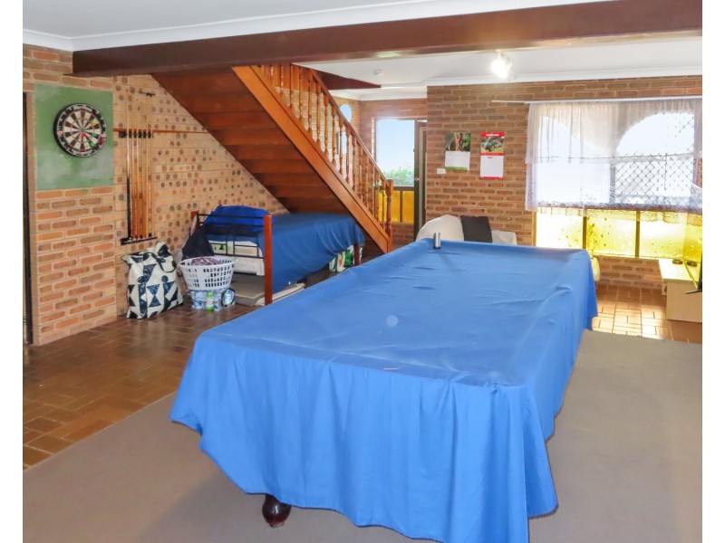 27 Mitchell Street, Bowen QLD 4805