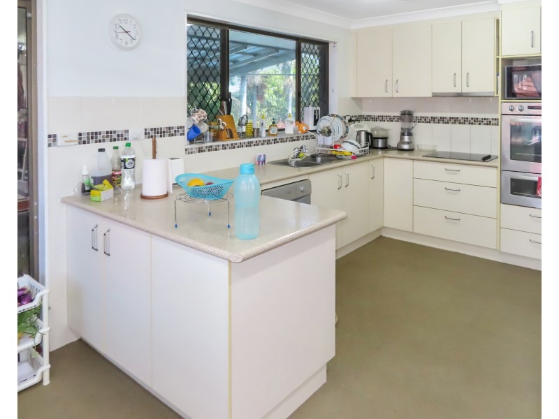 27 Mitchell Street, Bowen QLD 4805