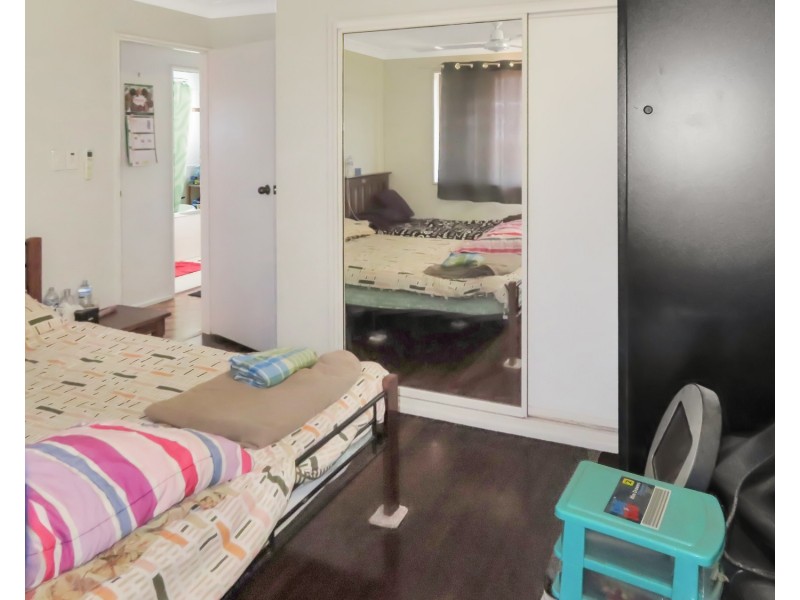 27 Mitchell Street, Bowen QLD 4805