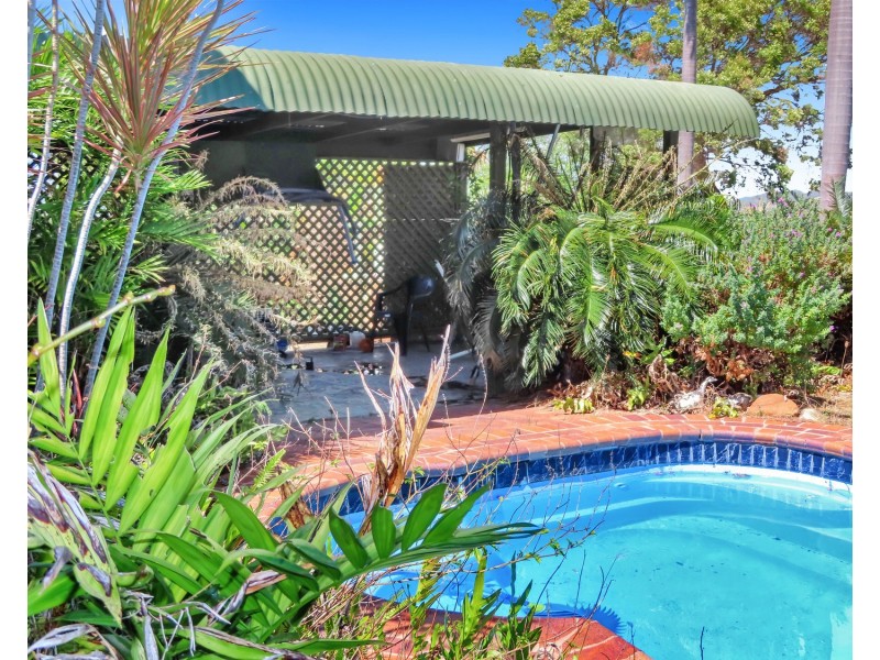 27 Mitchell Street, Bowen QLD 4805