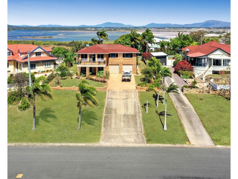 27 Mitchell Street, Bowen QLD 4805