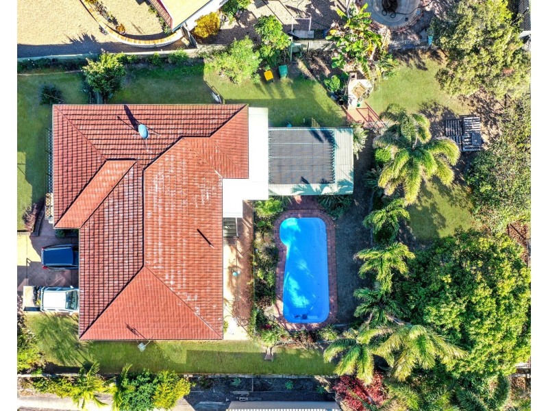 27 Mitchell Street, Bowen QLD 4805