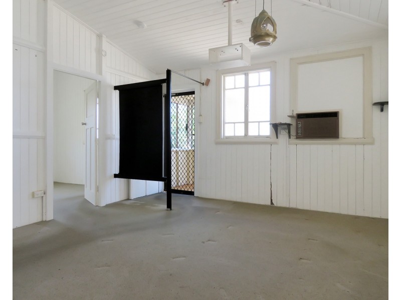 14 Powell Street, Bowen QLD 4805
