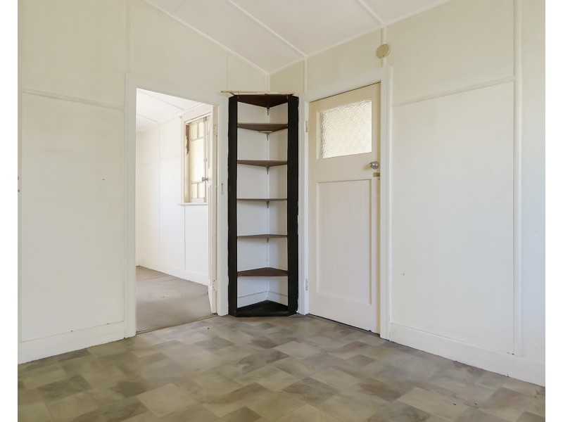 14 Powell Street, Bowen QLD 4805