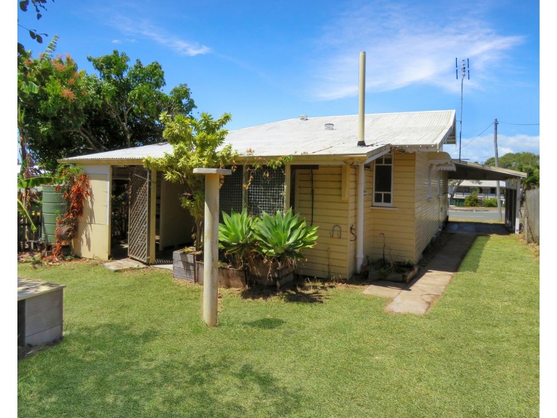 14 Powell Street, Bowen QLD 4805