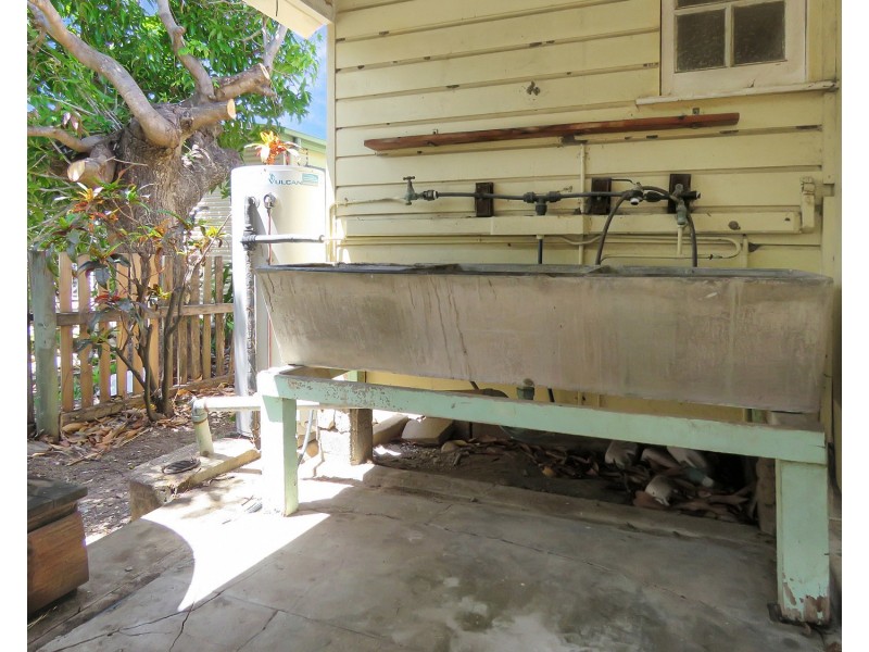 14 Powell Street, Bowen QLD 4805