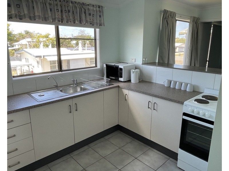 1/17 Williams Street, Bowen QLD 4805