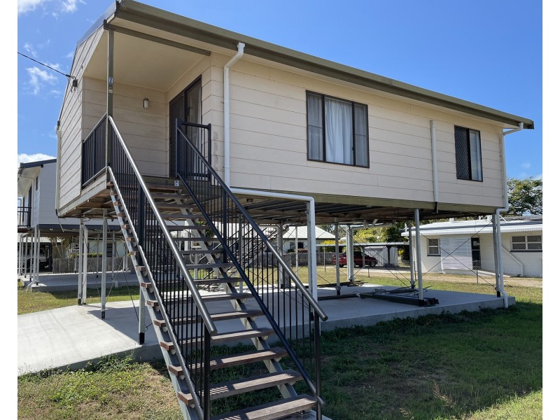 2/17 Williams Street, Bowen QLD 4805