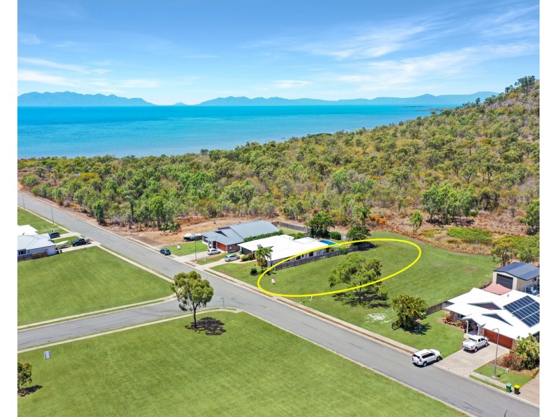 140 Oceanview Drive, Bowen QLD 4805