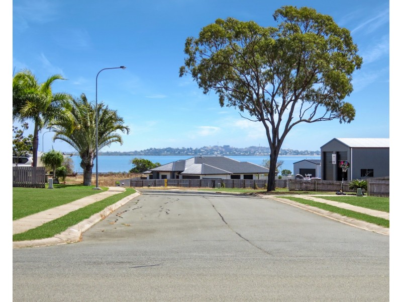 140 Oceanview Drive, Bowen QLD 4805