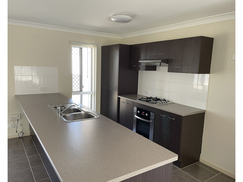 4 Seacove Crescent, Bowen QLD 4805