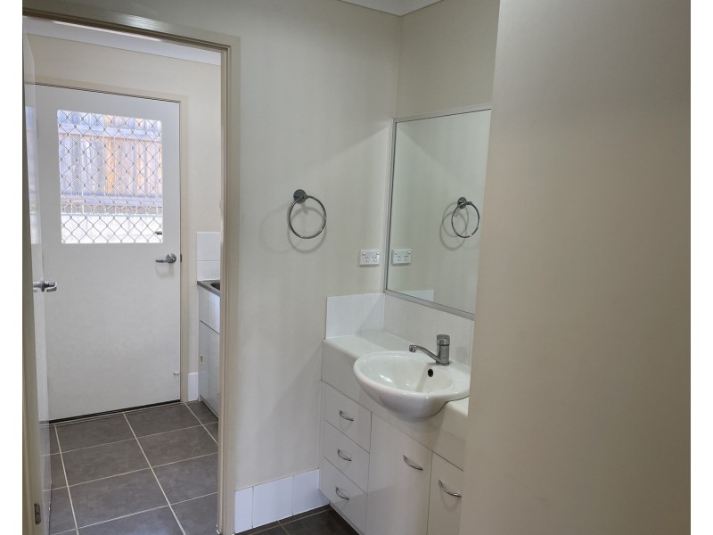 4 Seacove Crescent, Bowen QLD 4805