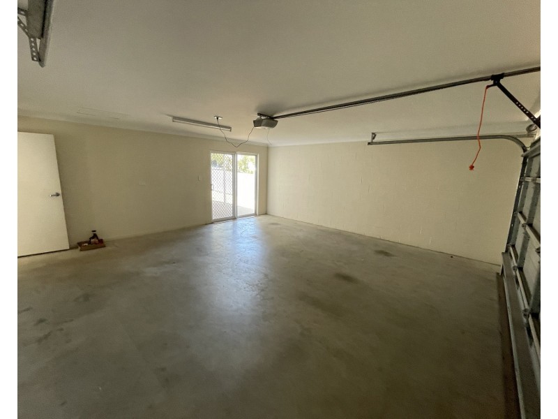 4 Seacove Crescent, Bowen QLD 4805