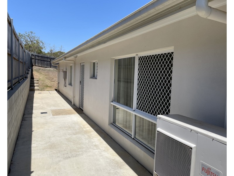 4 Seacove Crescent, Bowen QLD 4805