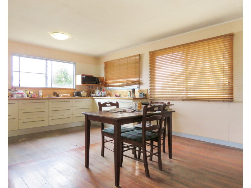 20 Thomas Street, Bowen QLD 4805