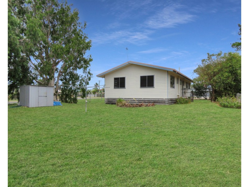 20 Thomas Street, Bowen QLD 4805