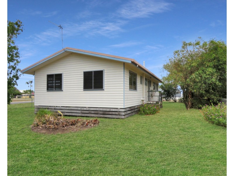 20 Thomas Street, Bowen QLD 4805