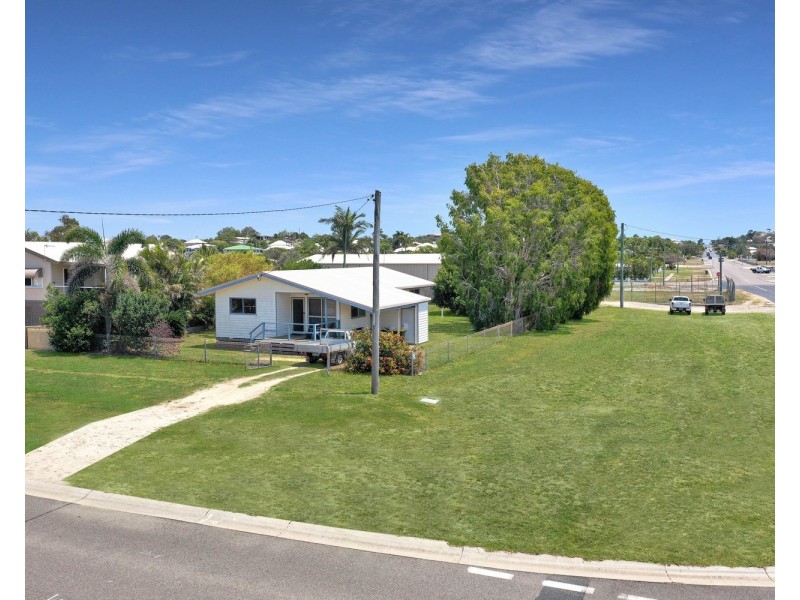20 Thomas Street, Bowen QLD 4805