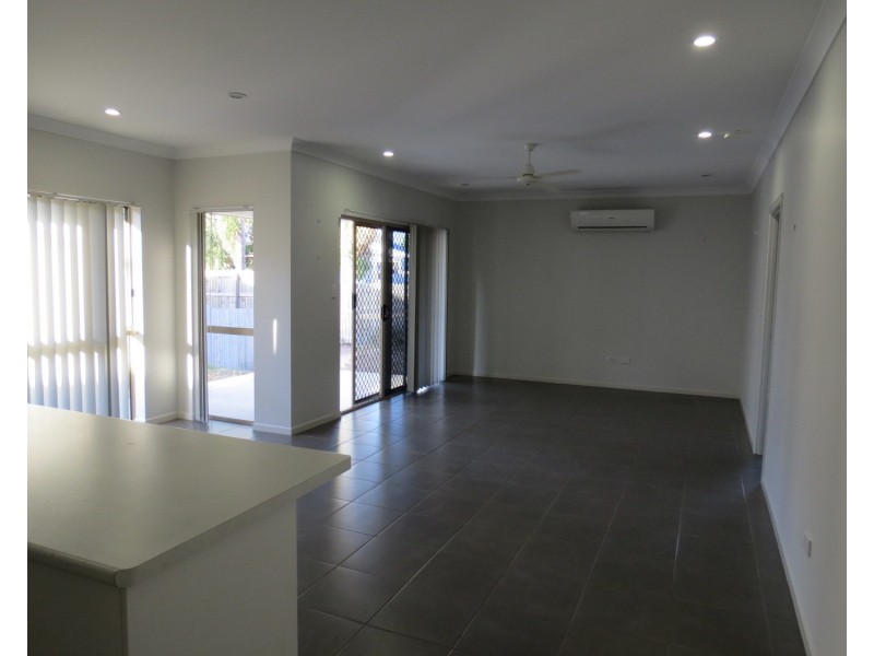 24 Pacific Drive, Bowen QLD 4805