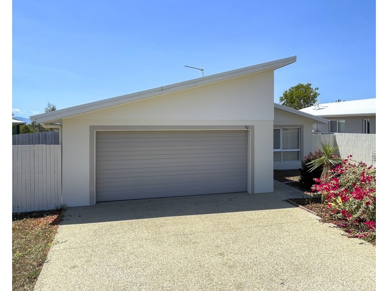 22 Sapphire Crescent, Bowen QLD 4805