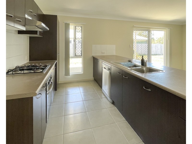 22 Sapphire Crescent, Bowen QLD 4805