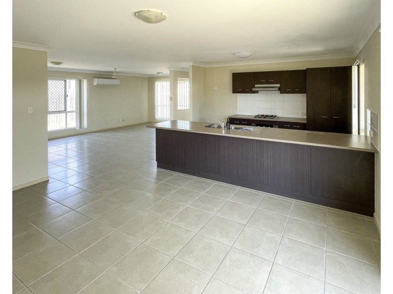 22 Sapphire Crescent, Bowen QLD 4805