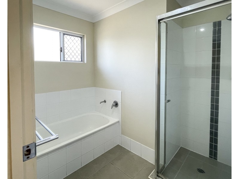 22 Sapphire Crescent, Bowen QLD 4805